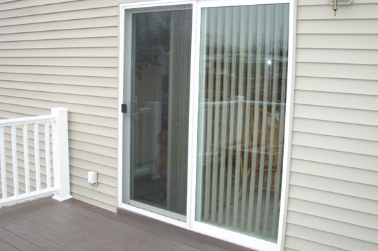 Innisfil-screen-door-repair